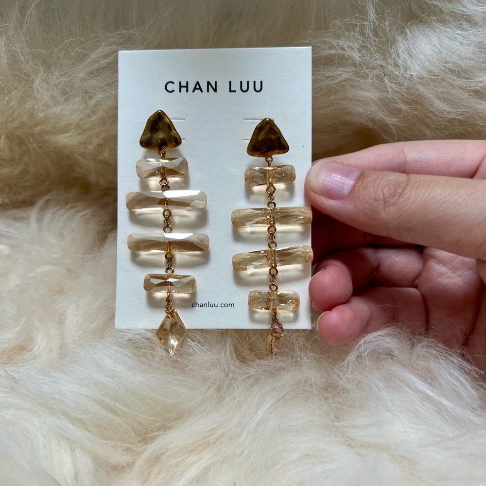 Chan luu fish bone style earrings